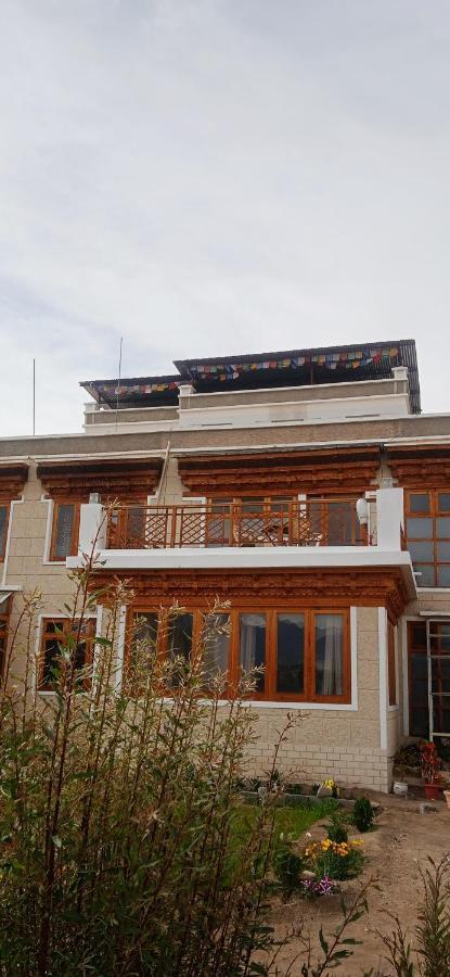 Lhardak Home Stay Leh Luaran gambar